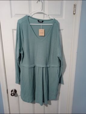 BloomChic Seafoam Ribbed V-Neck Tunic Dress